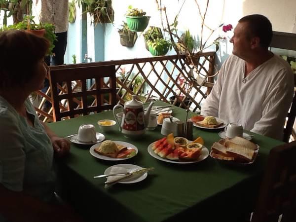Sunny Mood Guest House Unawatuna Buitenkant foto